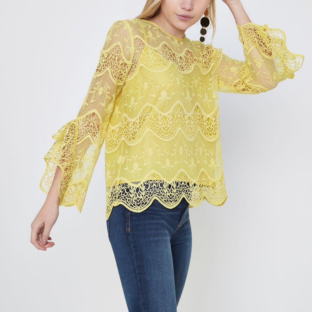 new ASOS RIVER ISLAND petite crochet blouse 4